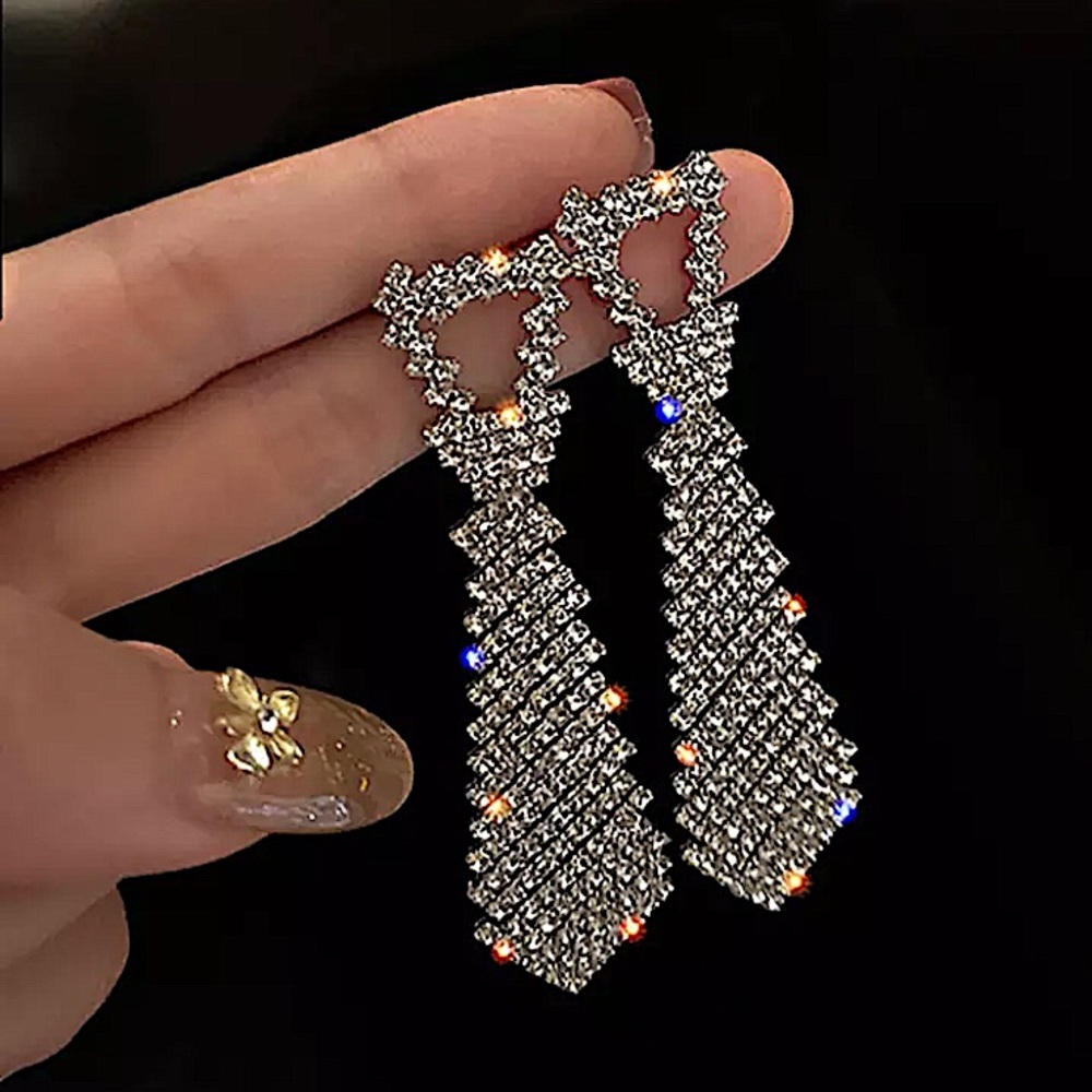 Rhinestone White Gold Plated Dangle Earrings